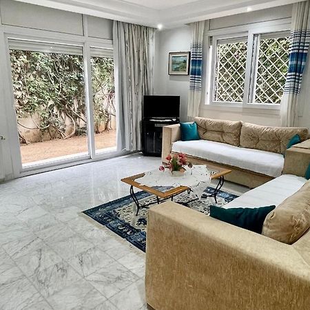 Etage De Villa Avec Jardin, Pres De L'Aireport Et Parking Prive Ariana Dış mekan fotoğraf