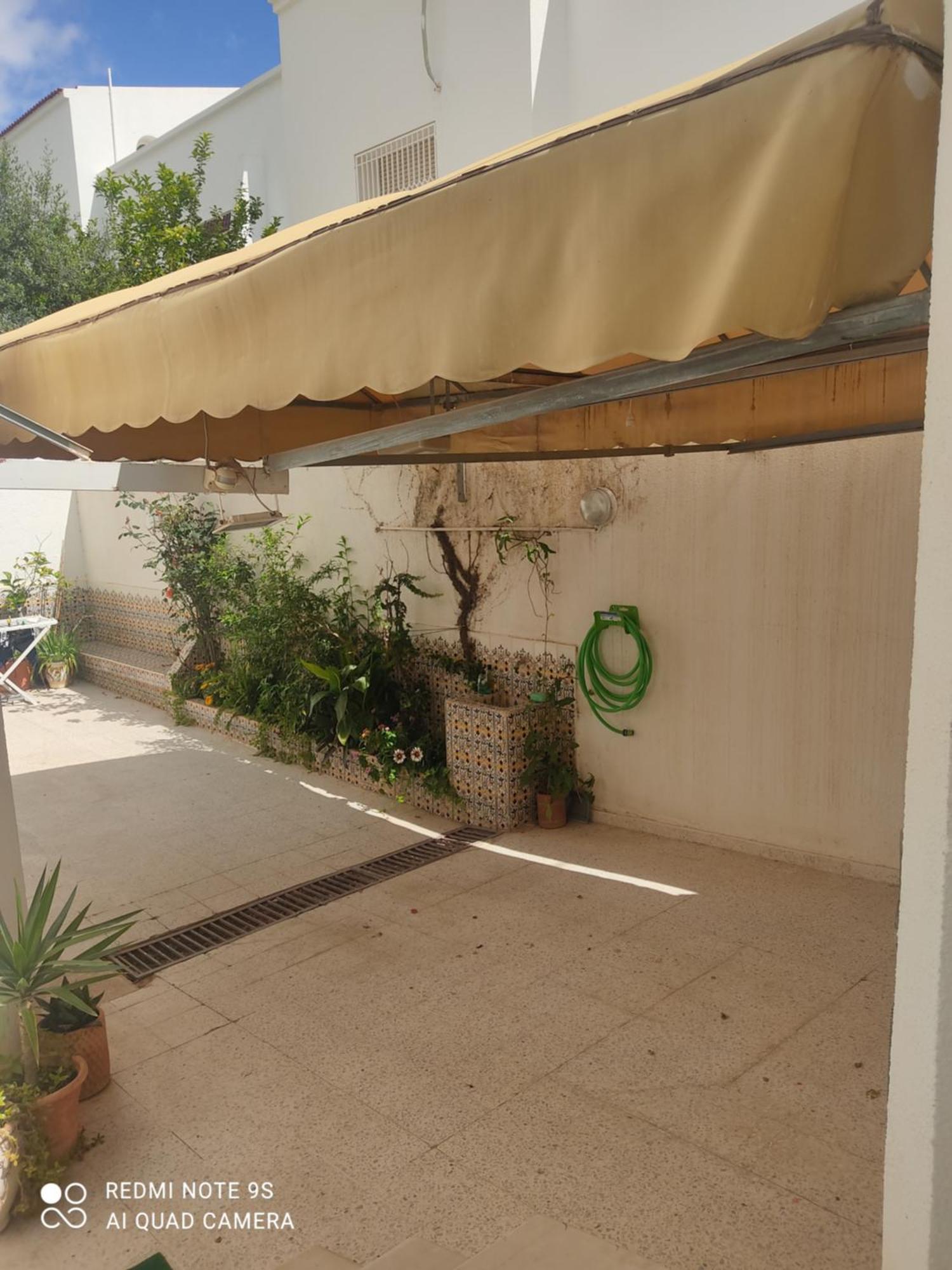 Etage De Villa Avec Jardin, Pres De L'Aireport Et Parking Prive Ariana Dış mekan fotoğraf